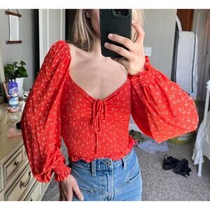 Urban outfitters Women's Red Floral Printed Smocked
Peasant Top Size extra small